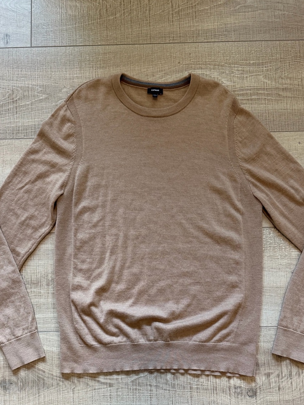 Express Men's Camel Tan Lightweight Fine Knit Crewneck Sweater - Size Large